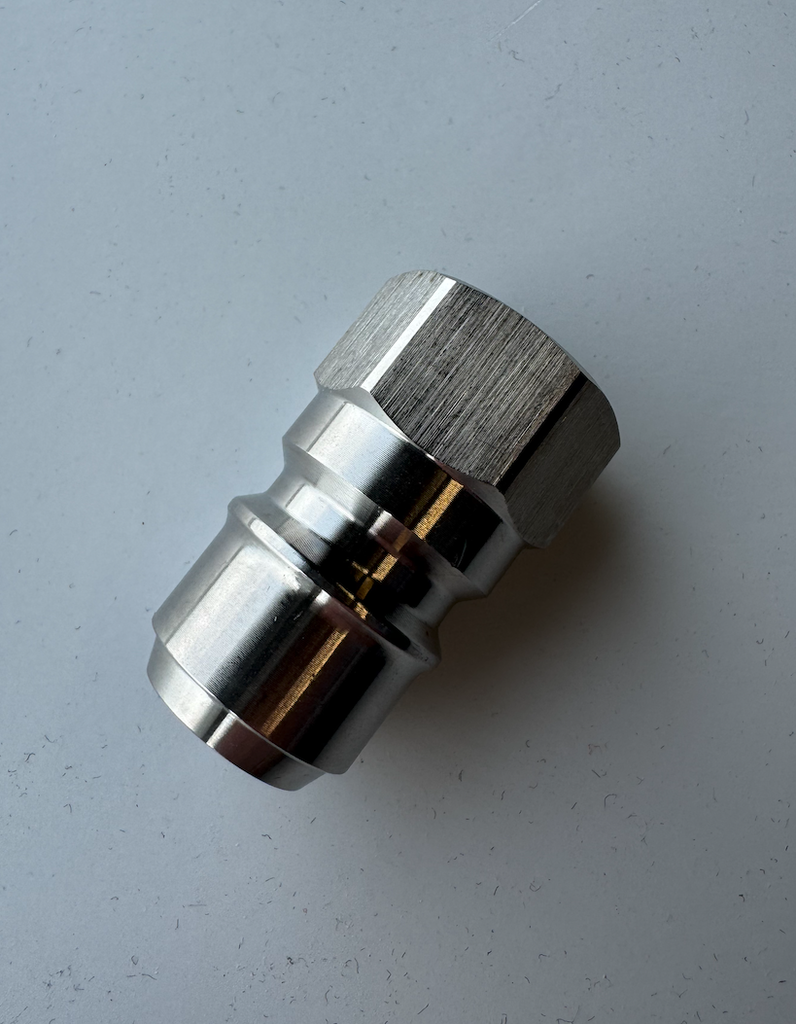 [HKSK1250] Skaga tengi hann 1/4" gengjur að innan
